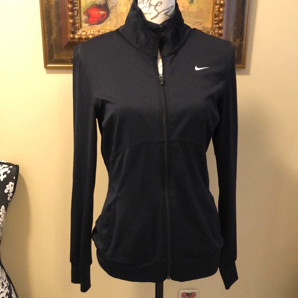 Nike Performance Classic Zip-up white embroidered swoosh pockets athletic jacket